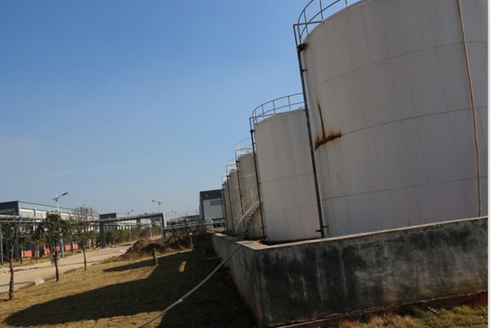 专业油漆厂家辉煌涂料告诉您什么是清漆施工工艺