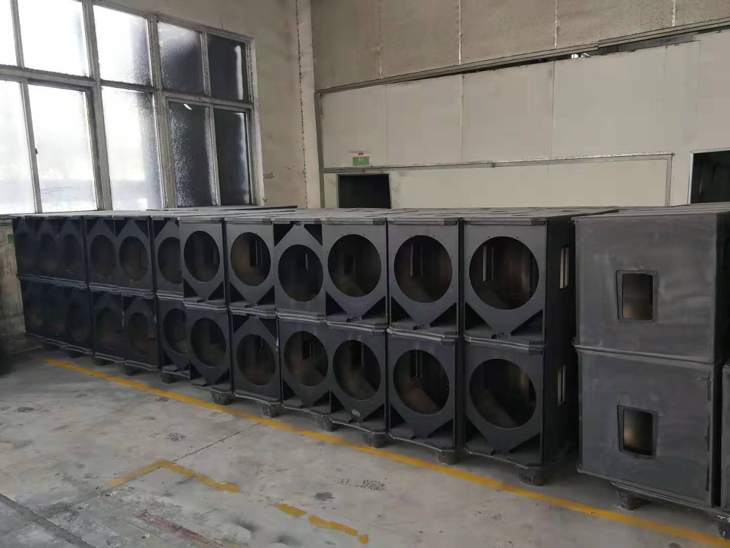 音箱洒点漆 音箱洒点漆