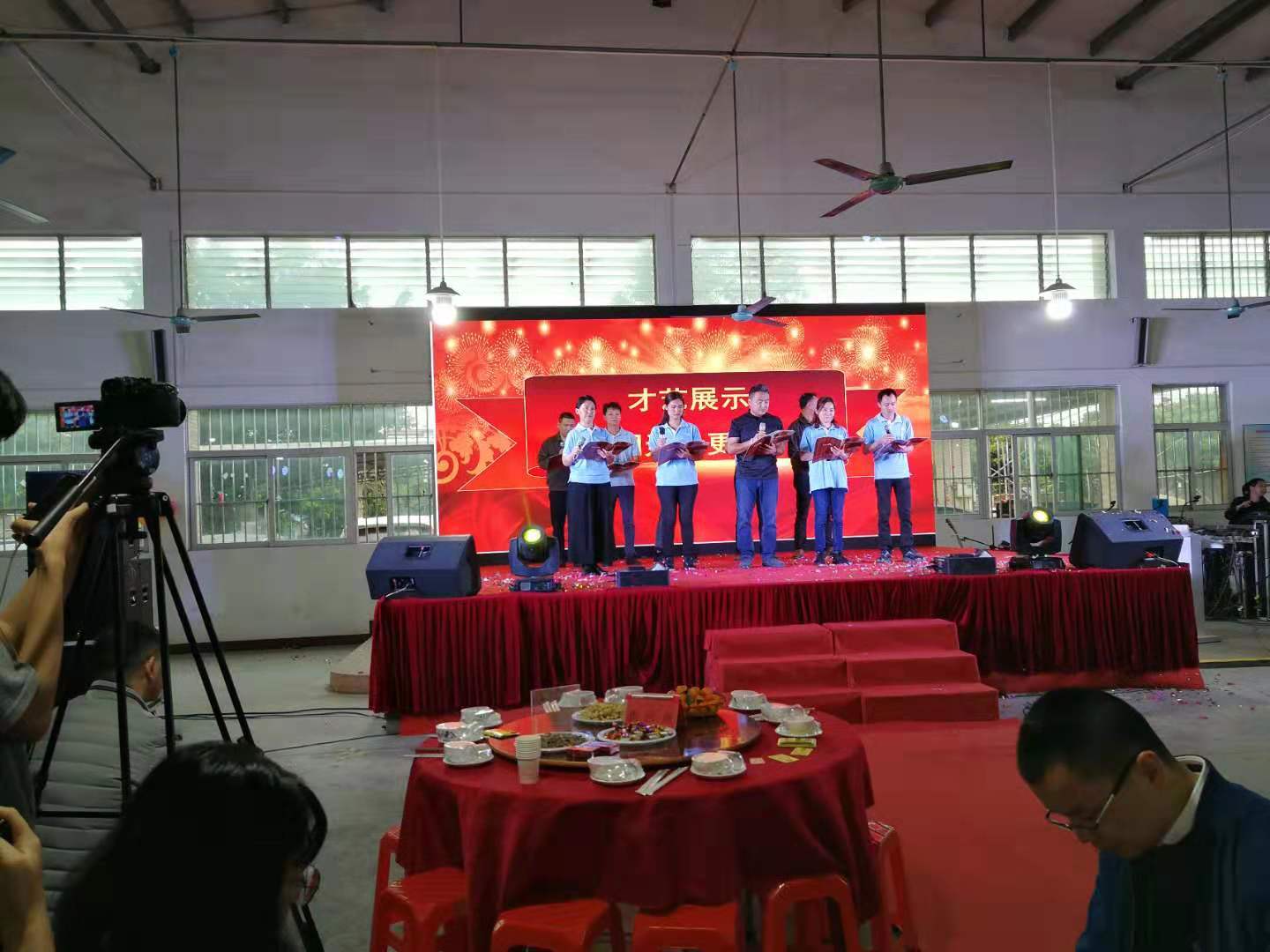 AG真人国际水性家具漆